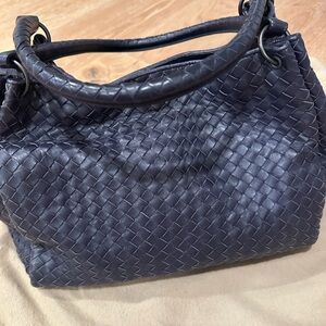 Bottega Veneta Parachute Shoulder Bag – RARE Ink Blue Intrecciato Leather